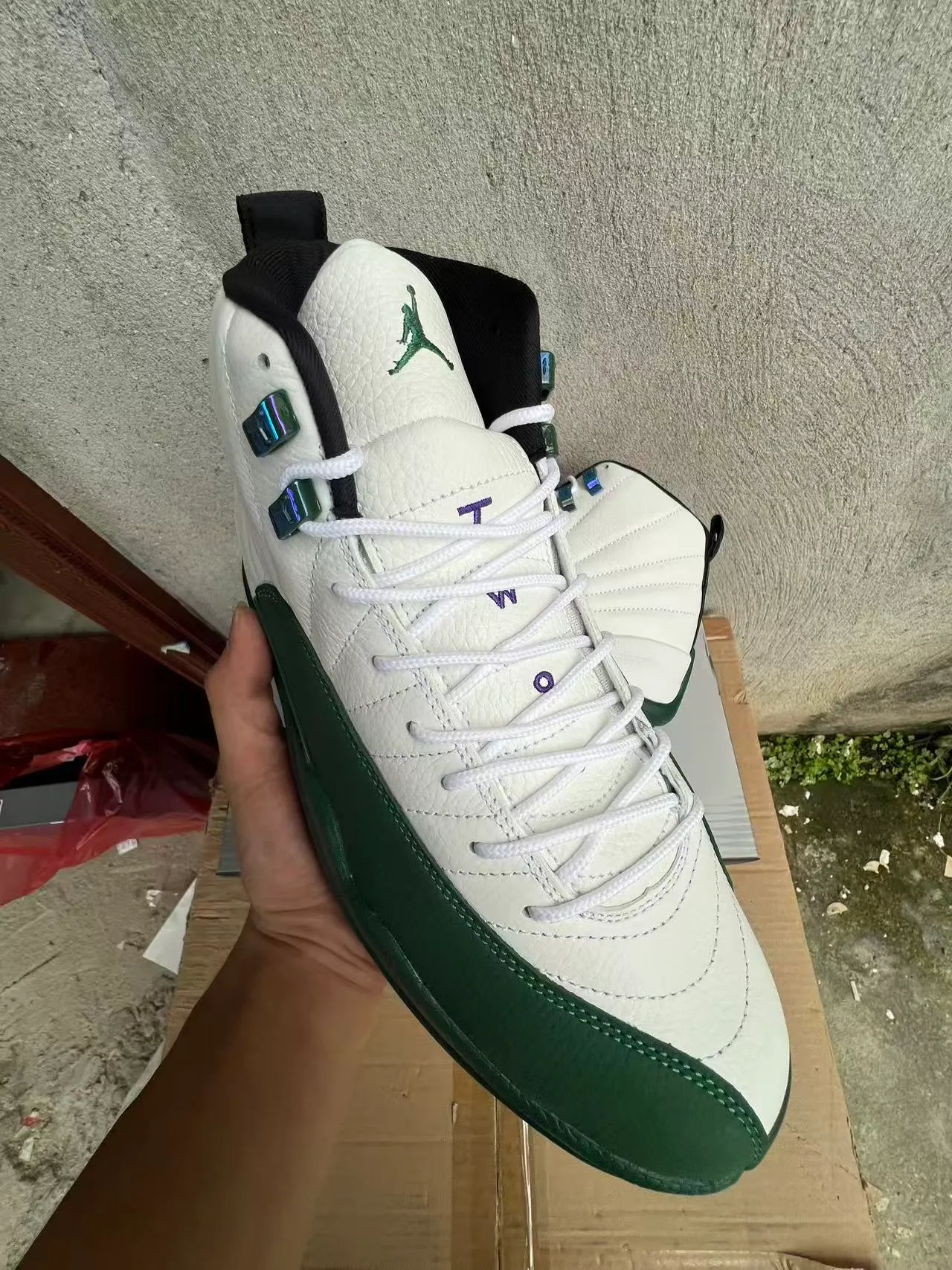 Air Jordan 12 White and Green বাস্কেটবল জুতা 2