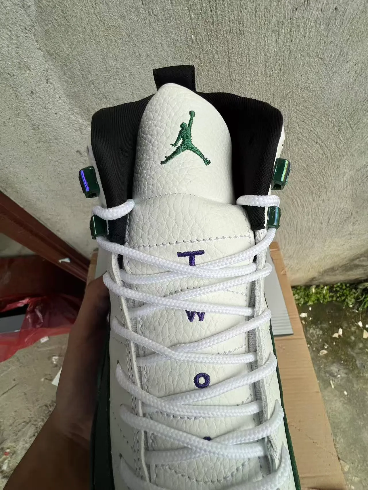 Air Jordan 12 White and Green বাস্কেটবল জুতা 4