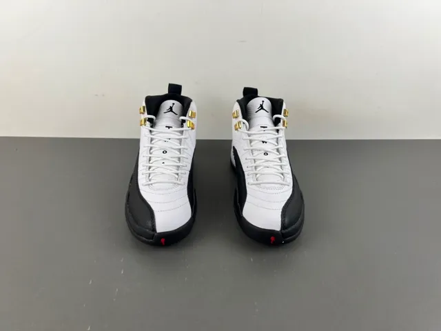 Air Jordan 12 Blanc Noir Or Chaussures de Basketball 12