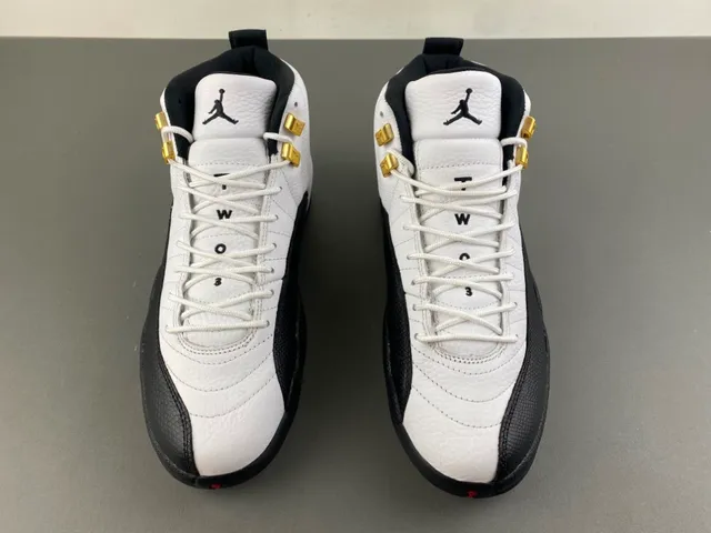 Air Jordan 12 blanco negro dorado Lace Lock zapatos de baloncesto 12