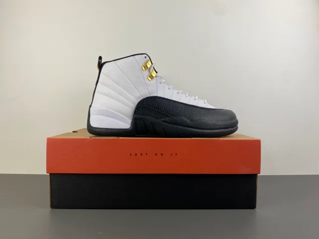 Air Jordan 12 blanco negro dorado Lace Lock zapatos de baloncesto 16
