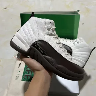 Tênis de basquete Air Jordan 12 Chocolate branco