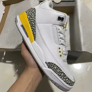 Air Jordan 3 白黄大象印花篮球鞋