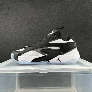 Air Jordan 37 সাদা কালো বাস্কেটবল জুতা