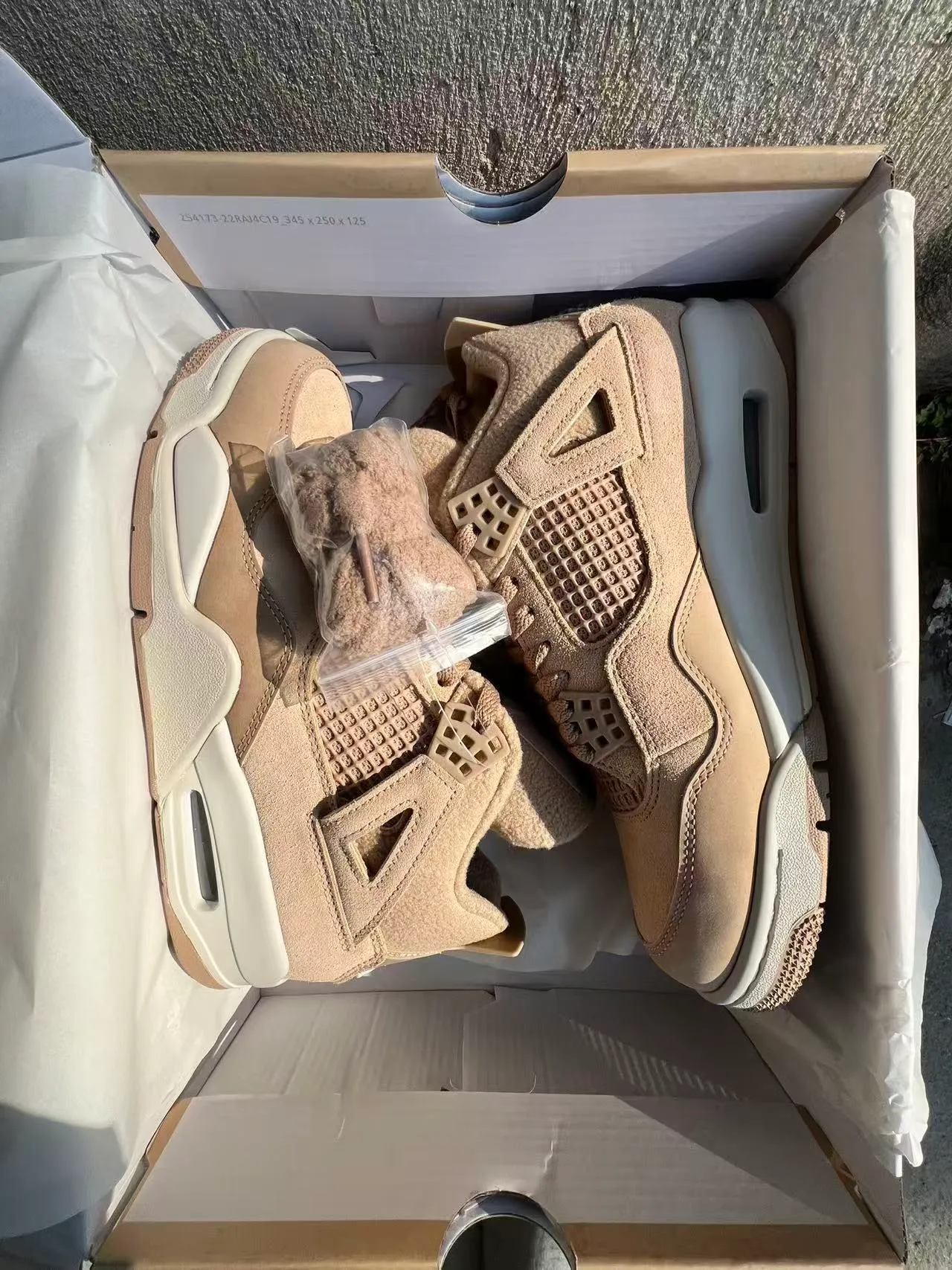 Air Jordan 4 Beige Suede chaussures de basketball 9