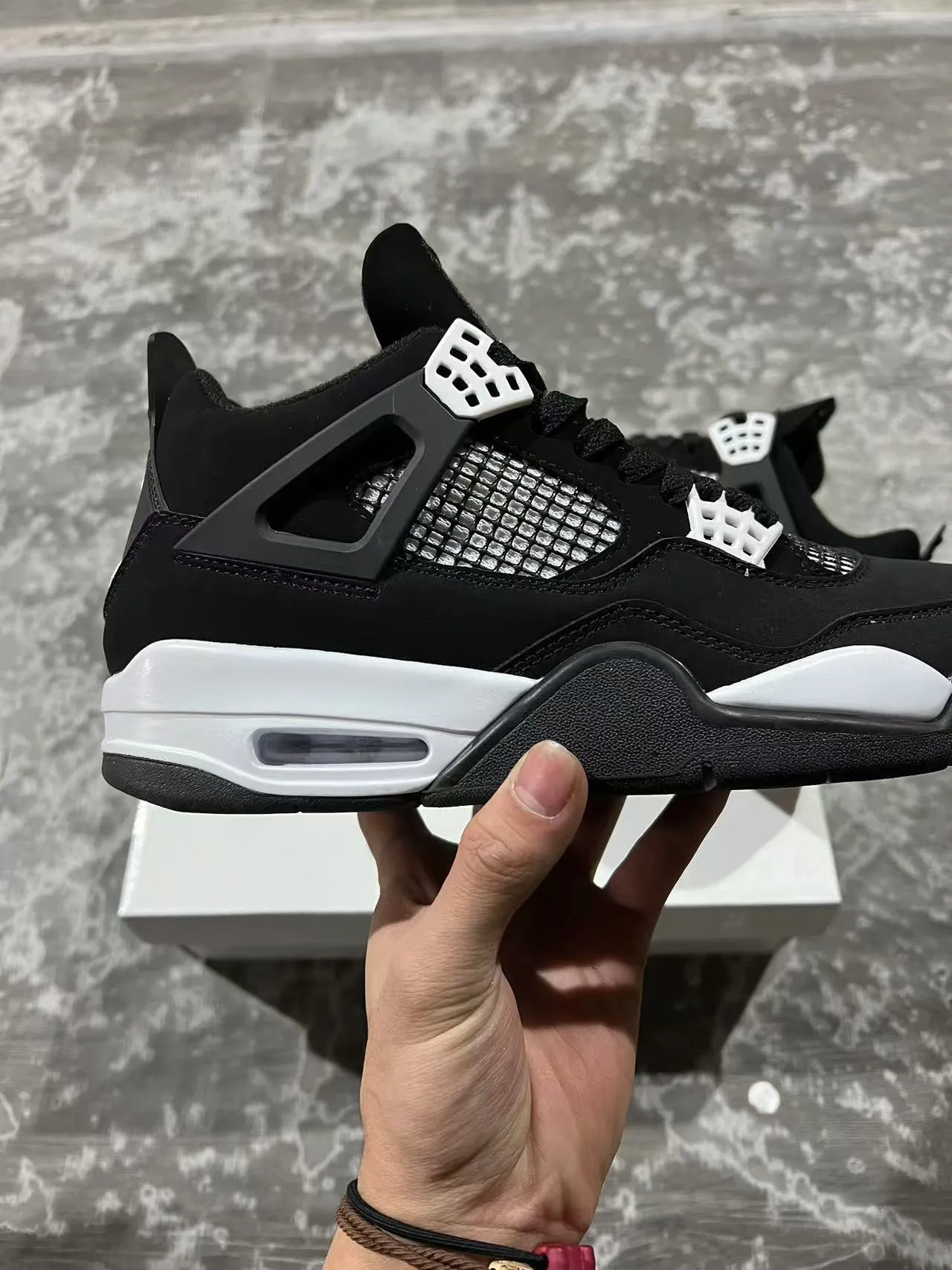 Air Jordan 4 Black White 篮球鞋 8