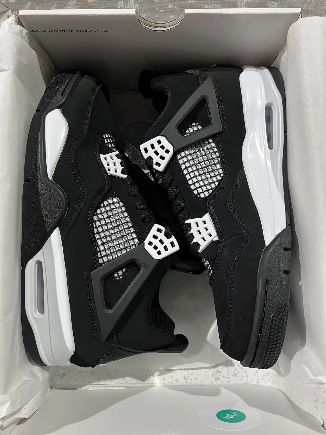 Air Jordan 4 Black White 篮球鞋 10