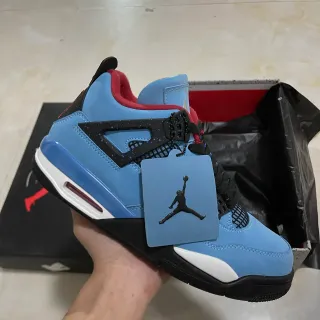 Air Jordan 4 浅蓝黑白红篮球鞋