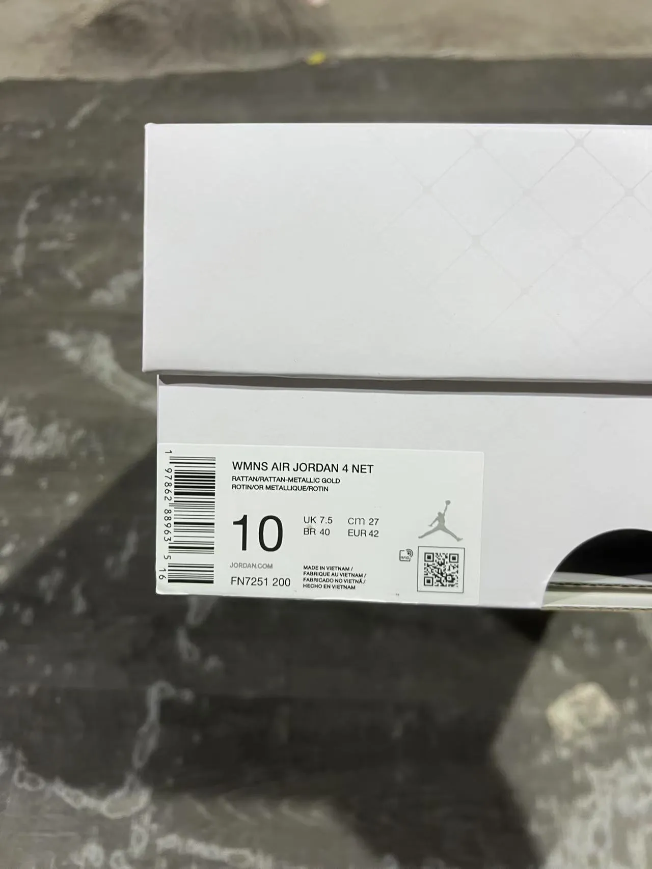 Air Jordan 4 मोनोक्रोमैटिक ऑफ-व्हाइट बास्केटबॉल जूते 12