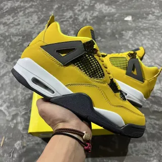 Air Jordan 4 হলুদ কালো সাদা বাস্কেটবল জুতো