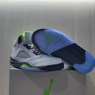 Air Jordan 5 浅灰色 霓虹绿 海军蓝 篮球鞋