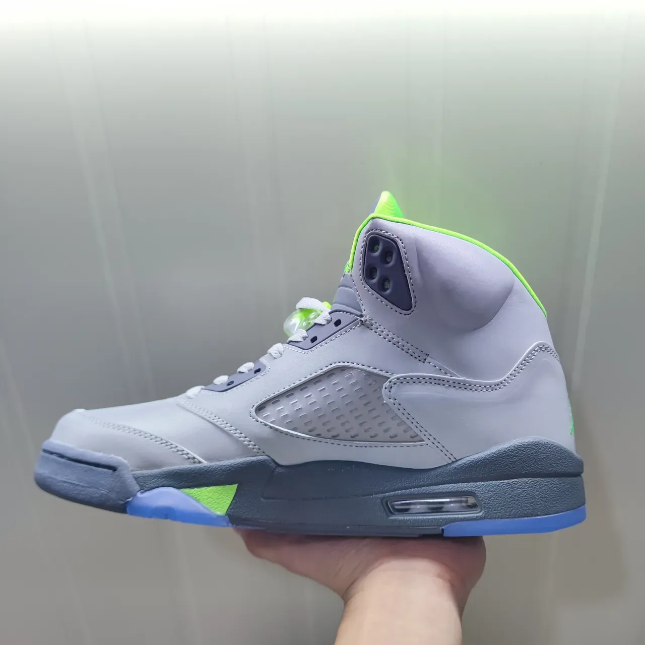 Air Jordan 5 浅灰色 霓虹绿 海军蓝 篮球鞋 3