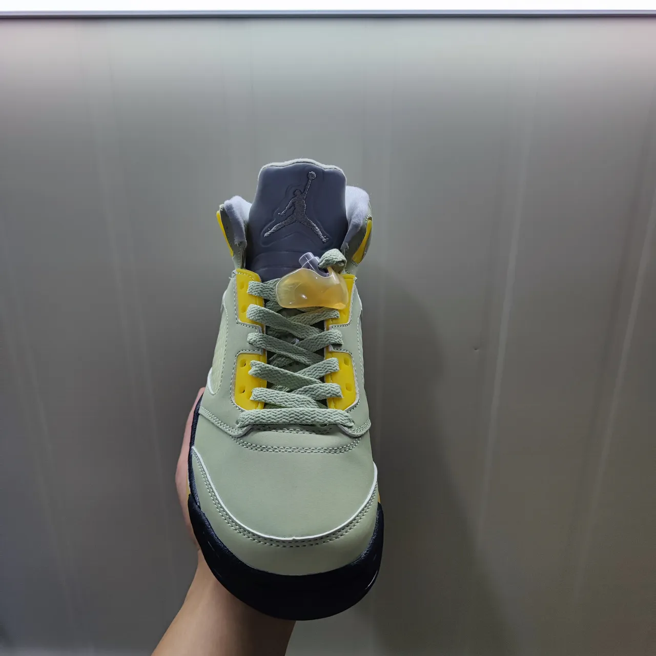 Air Jordan 5 Mint Yellow Navy Chaussures de Basketball 2