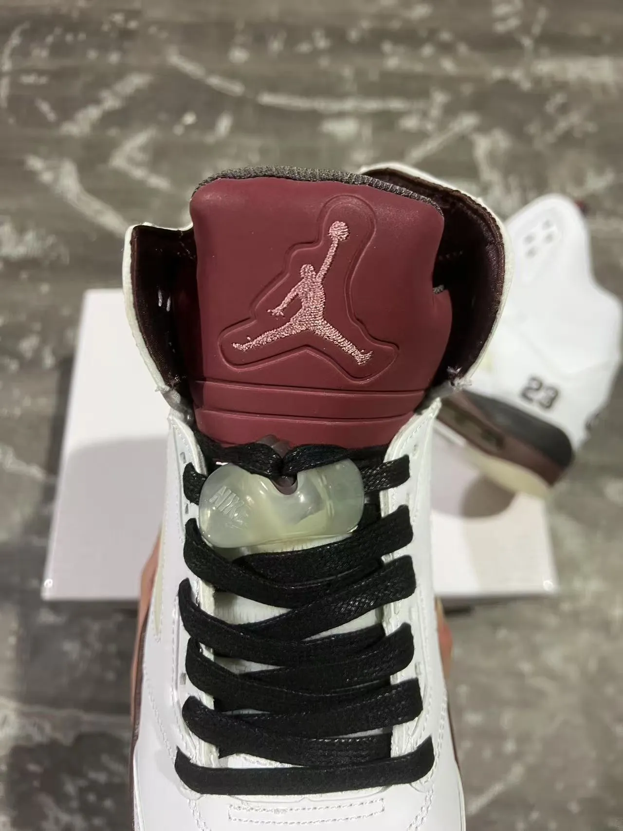Zapatillas de baloncesto Air Jordan 5 blanco borgoña negro 4