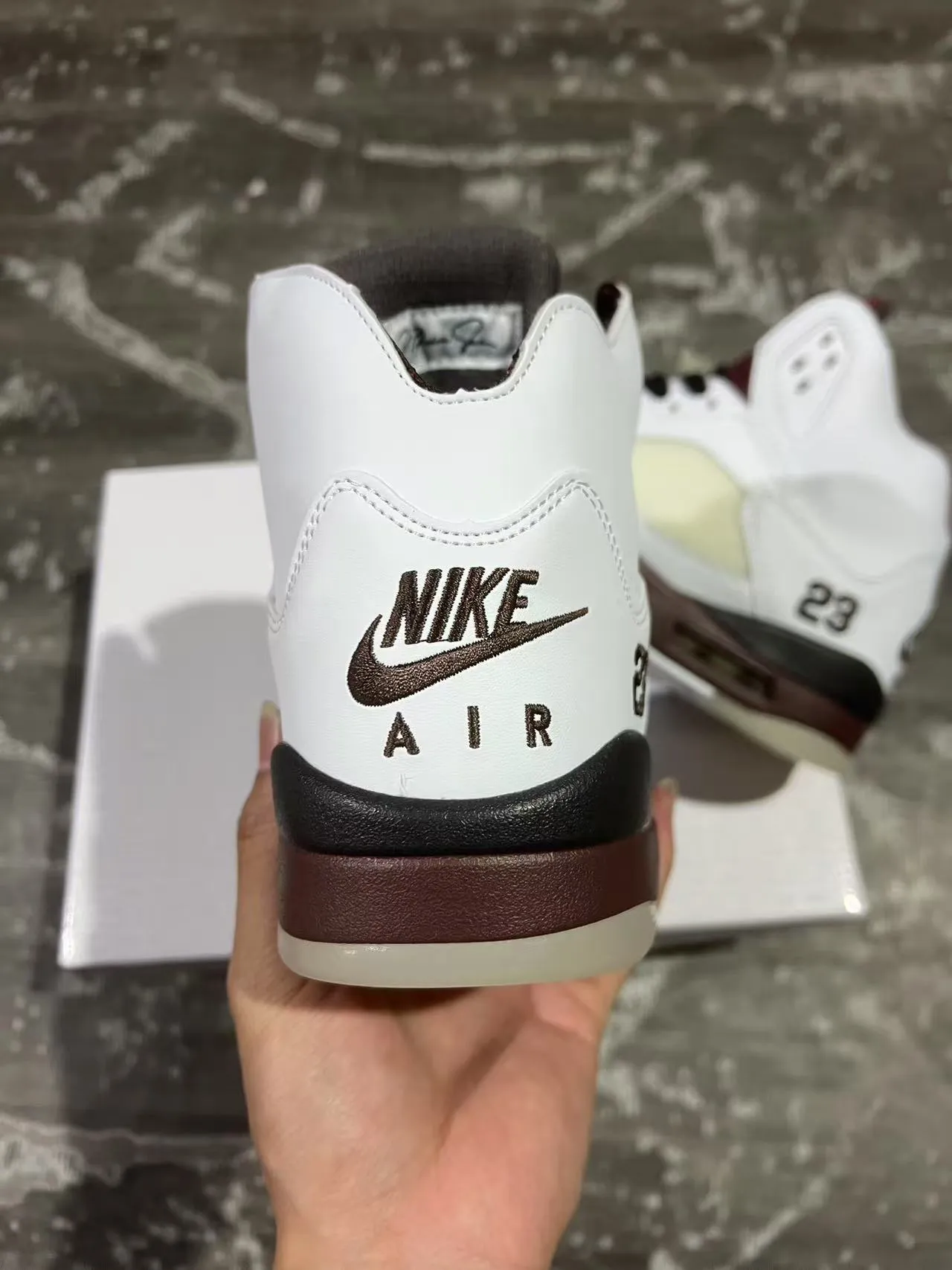 Zapatillas de baloncesto Air Jordan 5 blanco borgoña negro 8