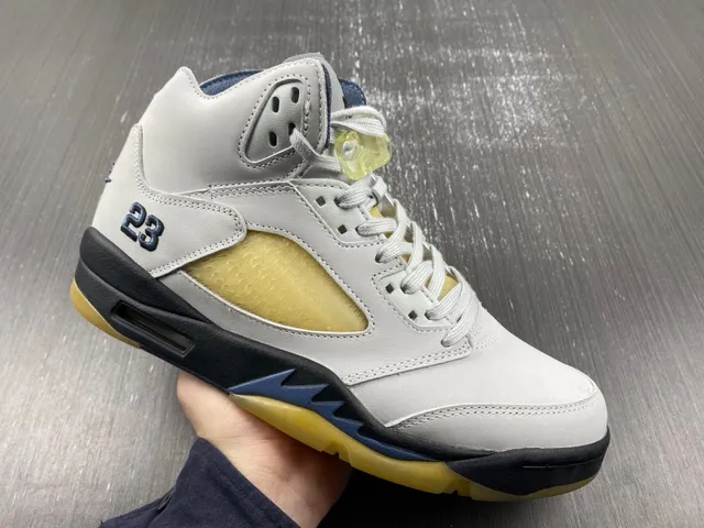 Air Jordan 5 أبيض أزرق بحري أصفر حذاء كرة السلة 8