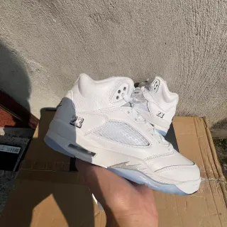 Air Jordan 5 সাদা স্বচ্ছ নীল বাস্কেটবল জুতো