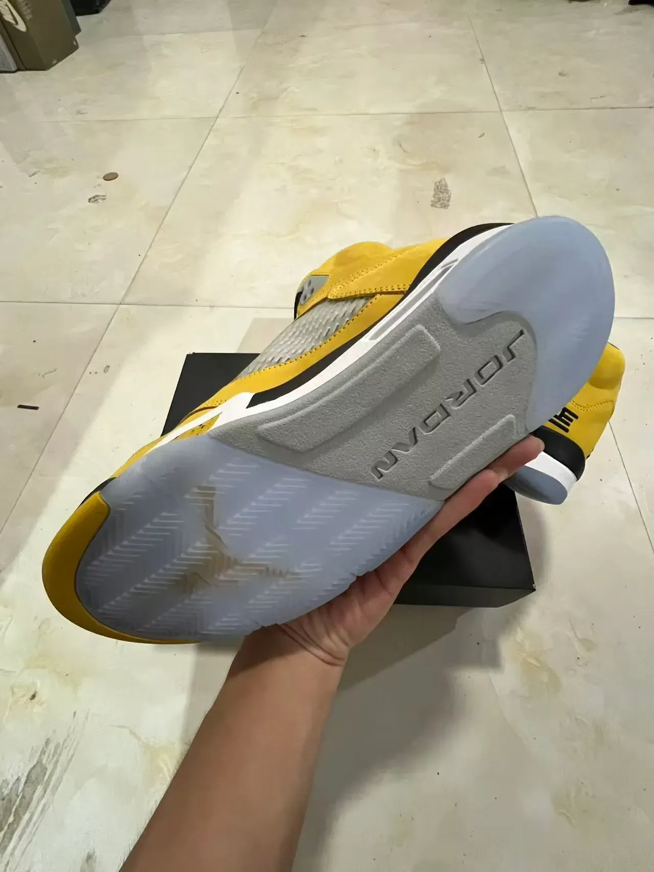 Air Jordan 5 Yellow Black Gray Basketball Shoes 6