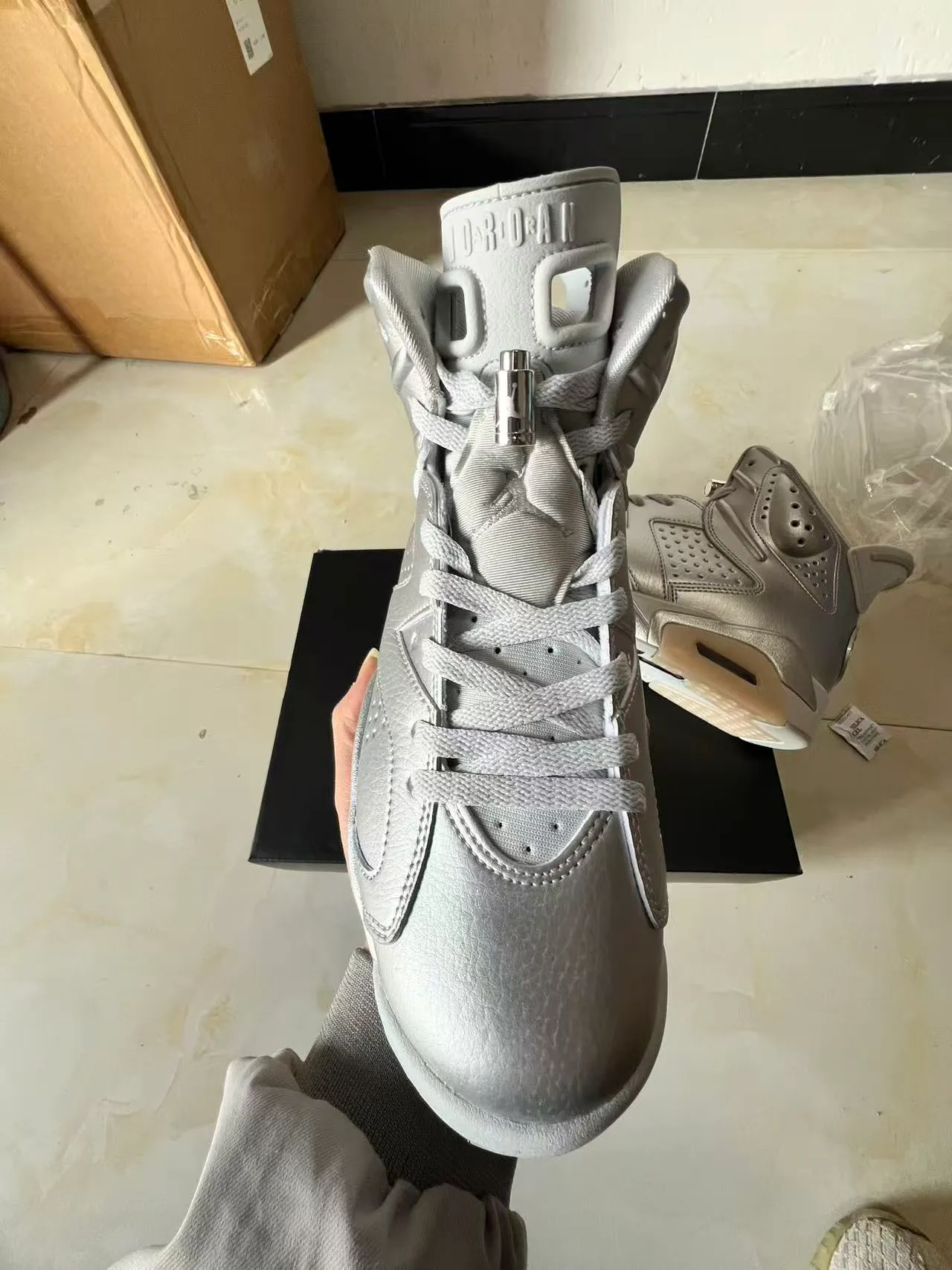 Air Jordan 6 मेटैलिक सिल्वर हाई-टॉप बास्केटबॉल जूते 3