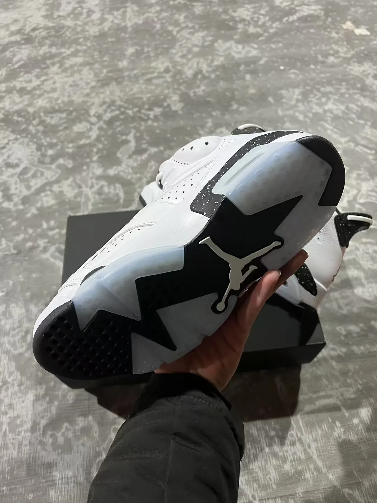 Air Jordan 6 Branco e Preto Speckled Midsole Tênis de Basquete 6