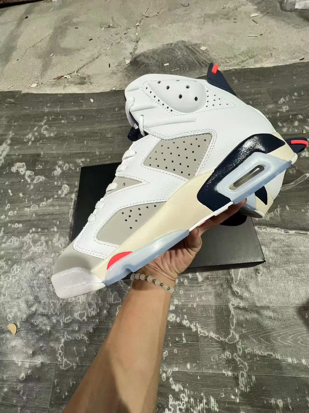 Tênis de basquete Air Jordan 6 branco cinza-claro azul-marinho vermelho 5