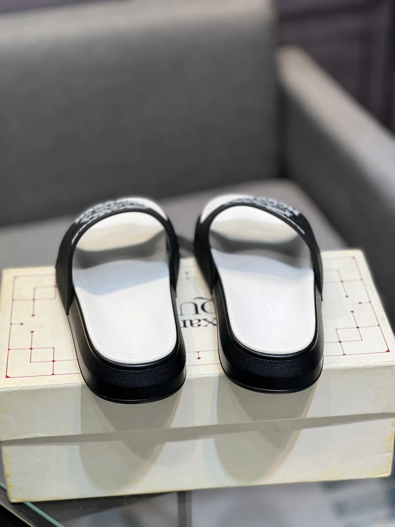 Alexander McQueen Logo Slide Black and White Slippers 8