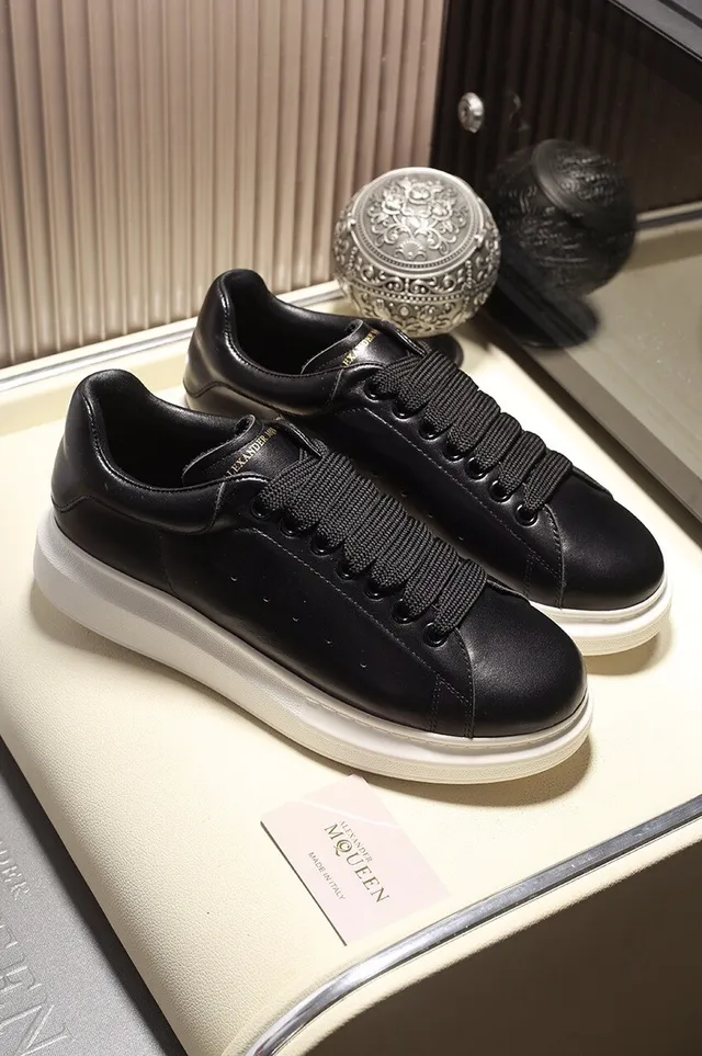 Alexander McQueen Sneaker oversized cuir noir Lifestyle Sneakers 8