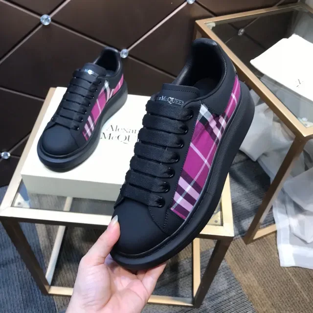 Alexander McQueen Oversized Sneaker 黑色品红色格子 Lifestyle Sneakers 2