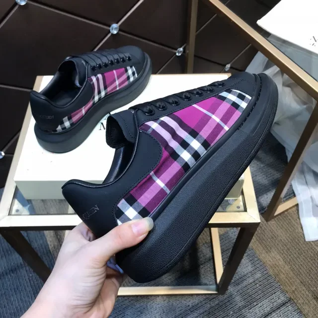 Alexander McQueen Oversized Sneaker 黑色品红色格子 Lifestyle Sneakers 4