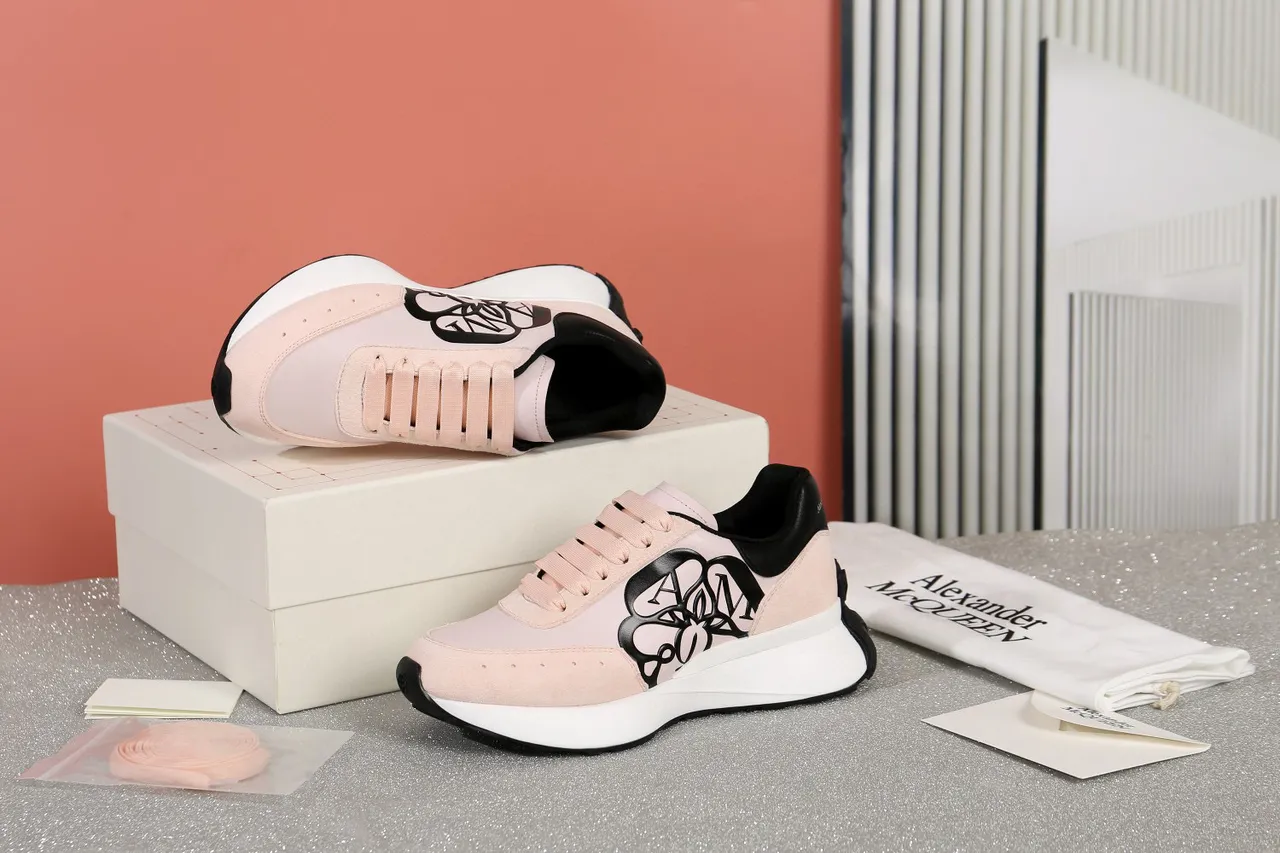 Alexander McQueen Oversized Sneaker Pink Suede Lifestyle Sneakers 7