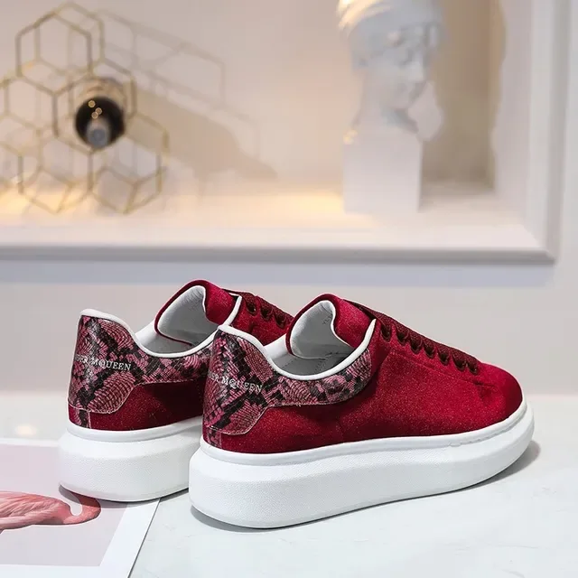 Alexander McQueen Oversized Sneaker Red White Velvet Upper Sole Lifestyle Sneakers 3