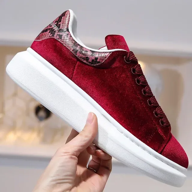 Alexander McQueen Oversized Sneaker Red White Velvet Upper Sole Lifestyle Sneakers 4