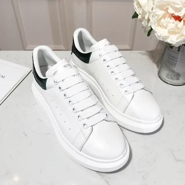 Alexander McQueen Oversized Sneaker White Black Platform Sole Leather Upper Lifestyle Sneakers 3