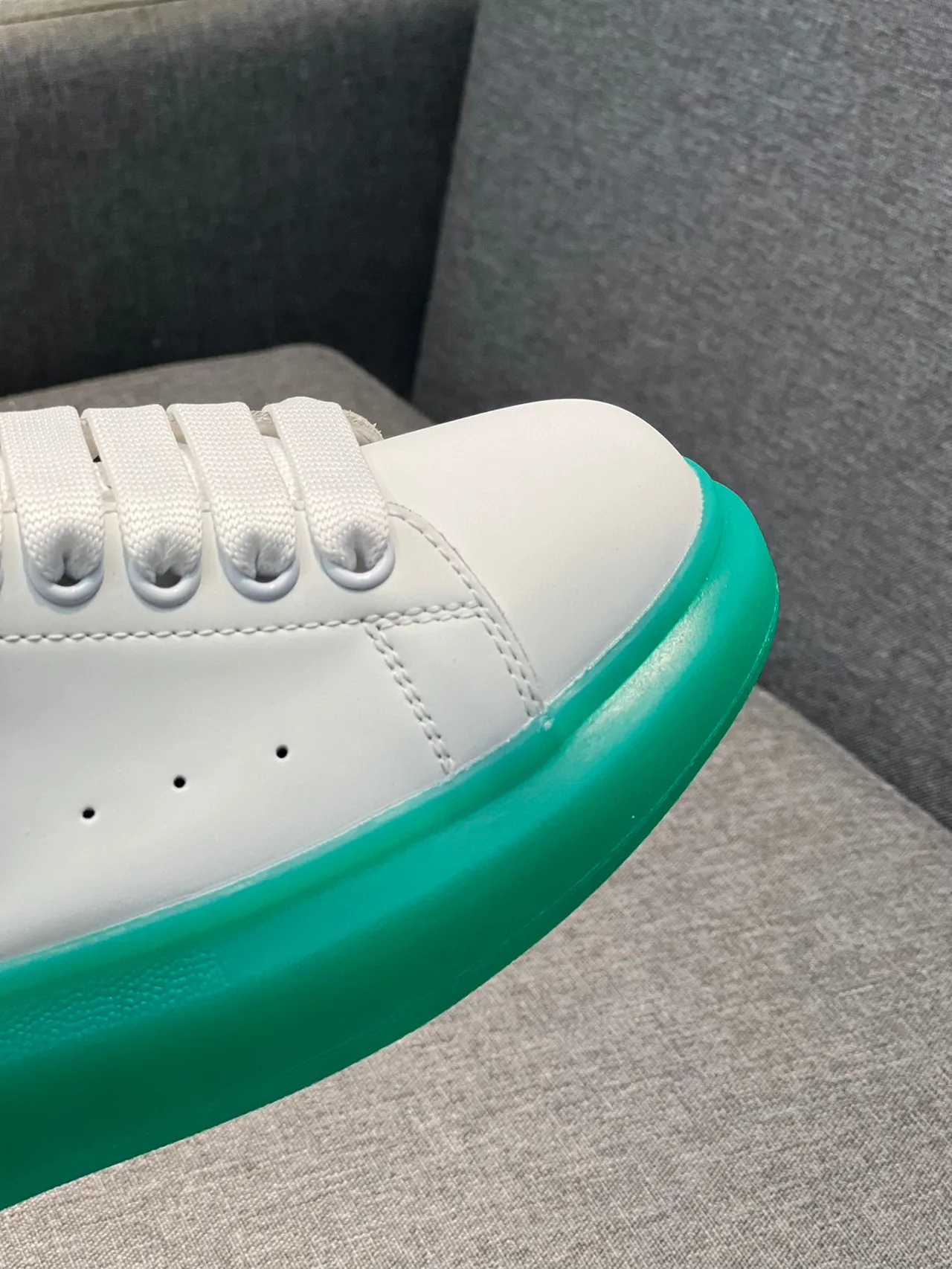 Alexander McQueen White Green Low-Top Oversized Platform Lifestyle Sneakers 3