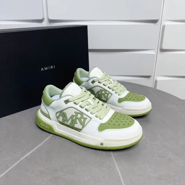 Amiri MA Court Blanc et Vert Olive Sneakers Lifestyle 4