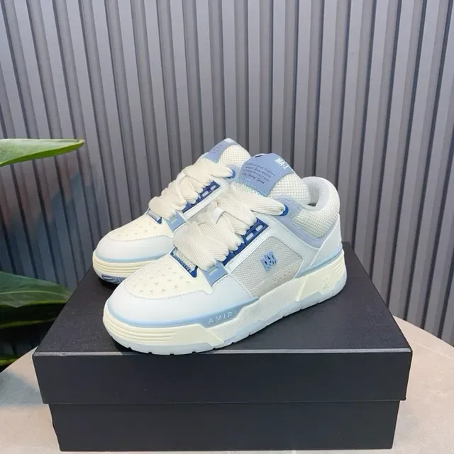 Amiri Blanc Bleu Maille Stratifiée Et Synthétique Supérieur Panneau Latéral Géométrique Baskets Lifestyle 4