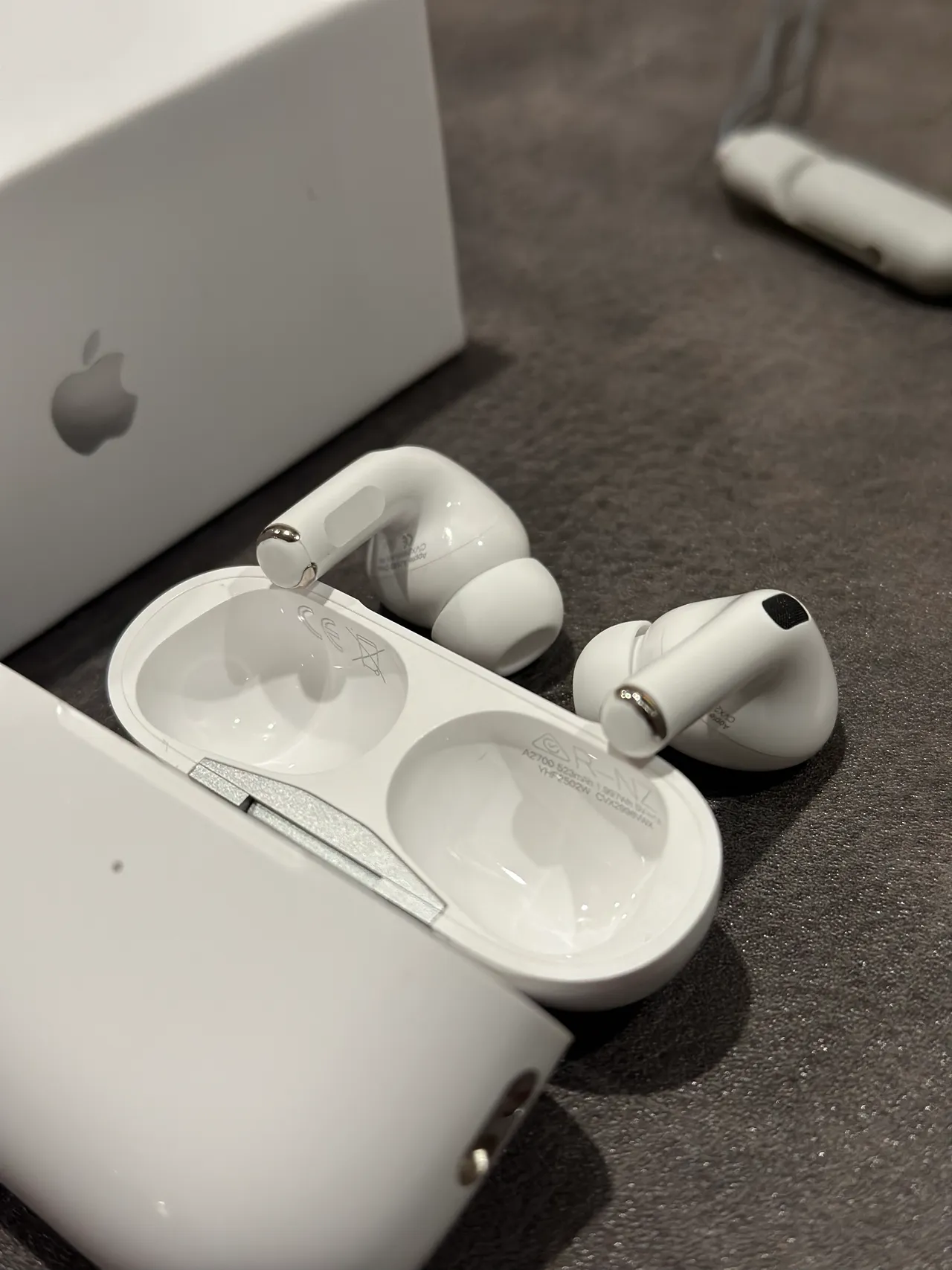 Apple AirPods Pro সাদা স্টেম-স্টাইল সিলিকন কানের টিপস TWS ইয়ারবাডস 2
