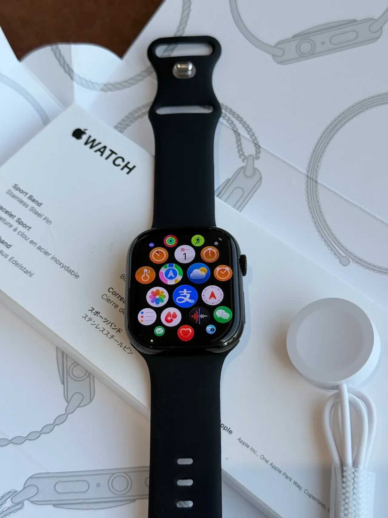 Apple Black Flat-Edged Rectangular Case Silicone Sport Band Sports Watch 6