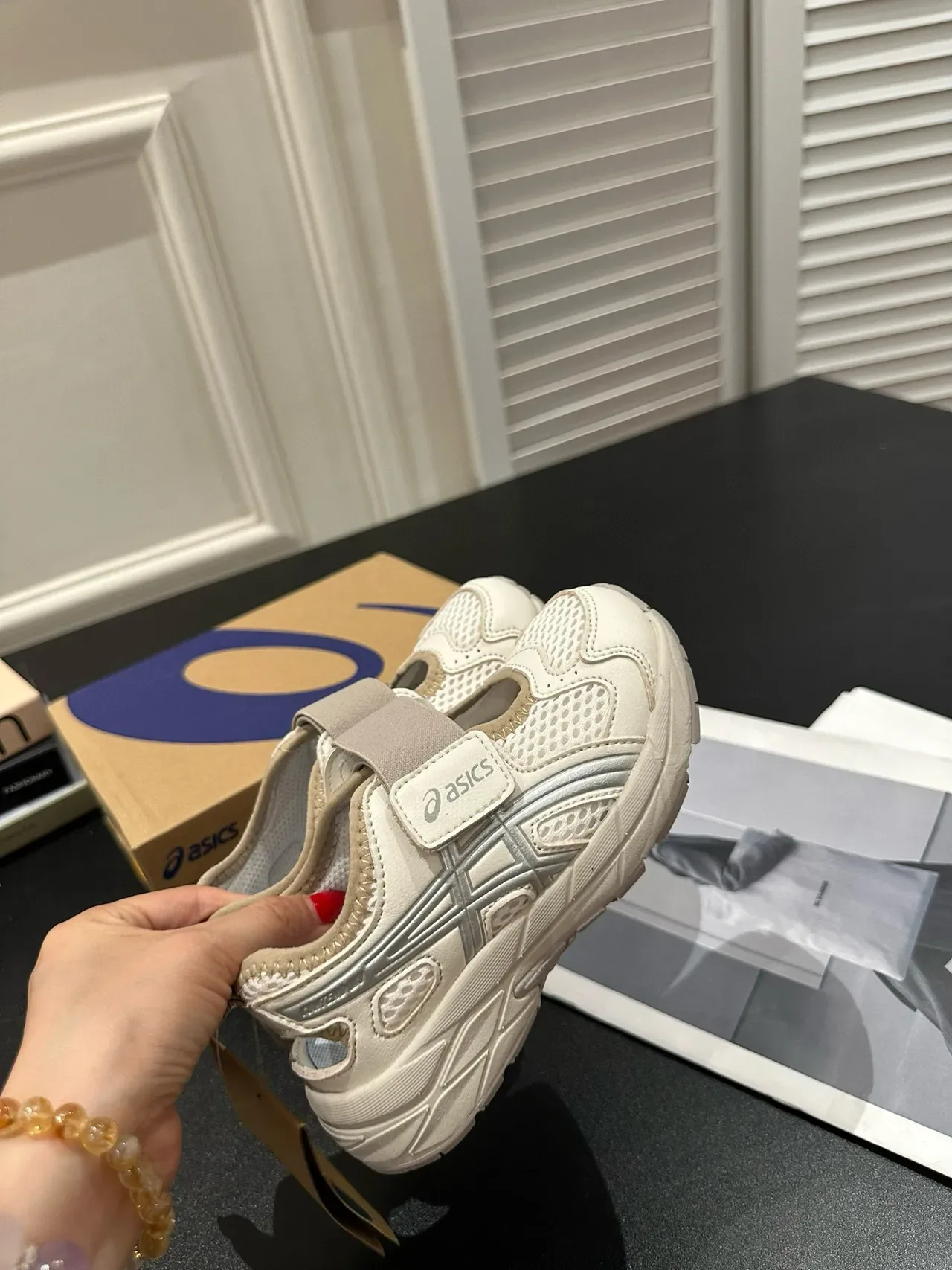 ASICS Beige Gray Cinto Duplo de Velcro, malha e sintético, tênis lifestyle 16