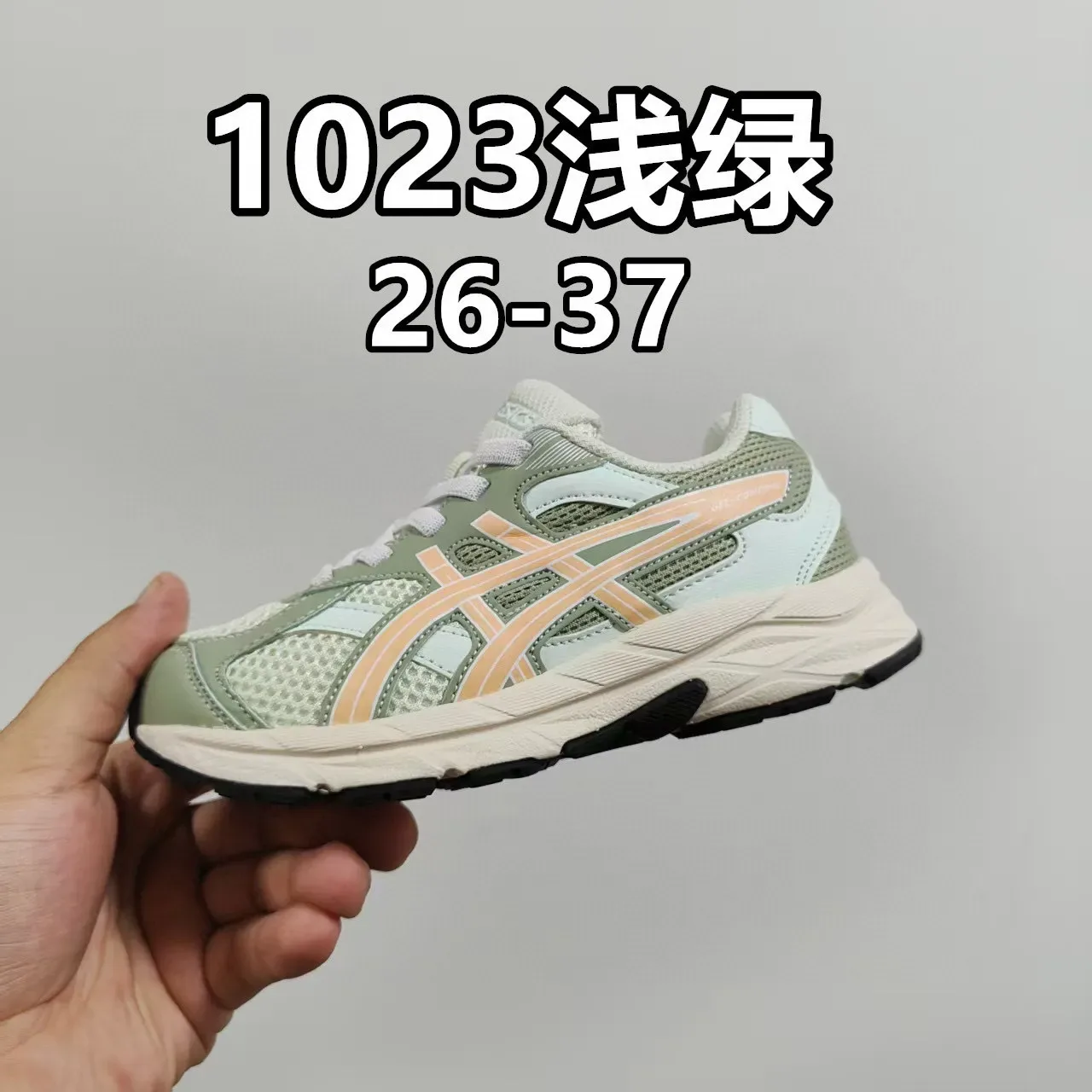 ASICS 黑色蓝色低帮网面和合成鞋面生活方式运动鞋 11