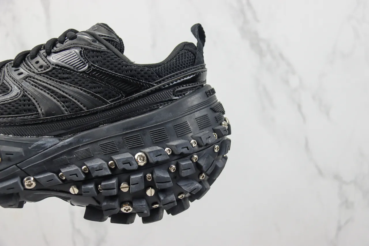 ASICS Negro Plata Malla Y Sintético Superior Oversized Rugged Outsole Chunky Sneakers 7