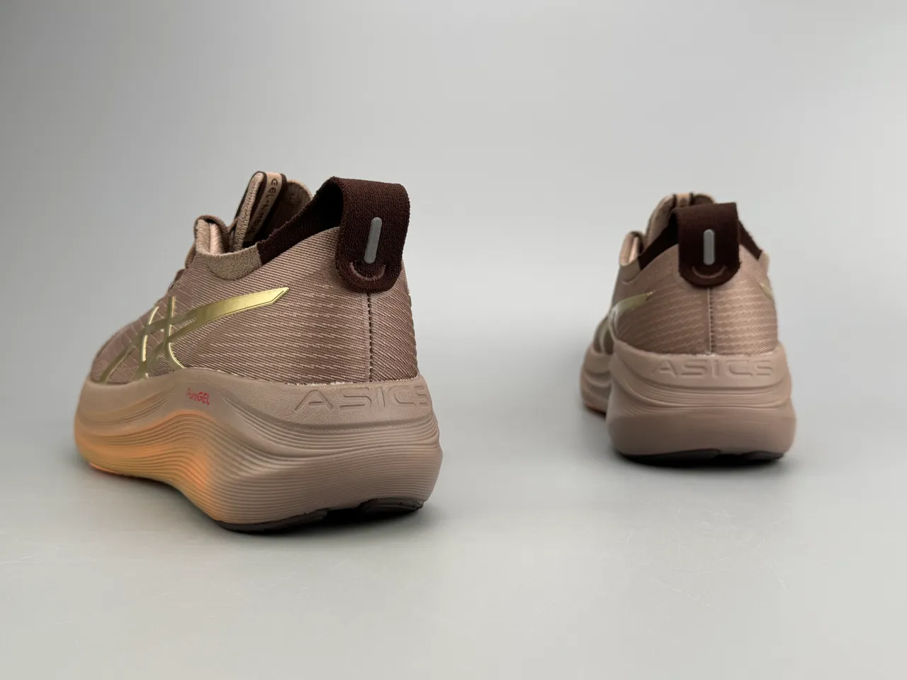 ASICS Brown Gold Knit Upper Tiger Logo Running Shoes 6
