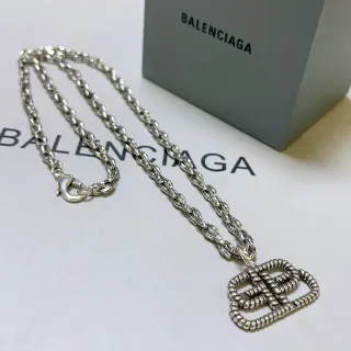Balenciaga BB ट्विस्टेड रॉप-लिंक রূপার হার
