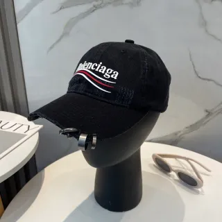 Balenciaga Noir Blanc Distressed Velours côtelé Bordé Logo Casquette de baseball