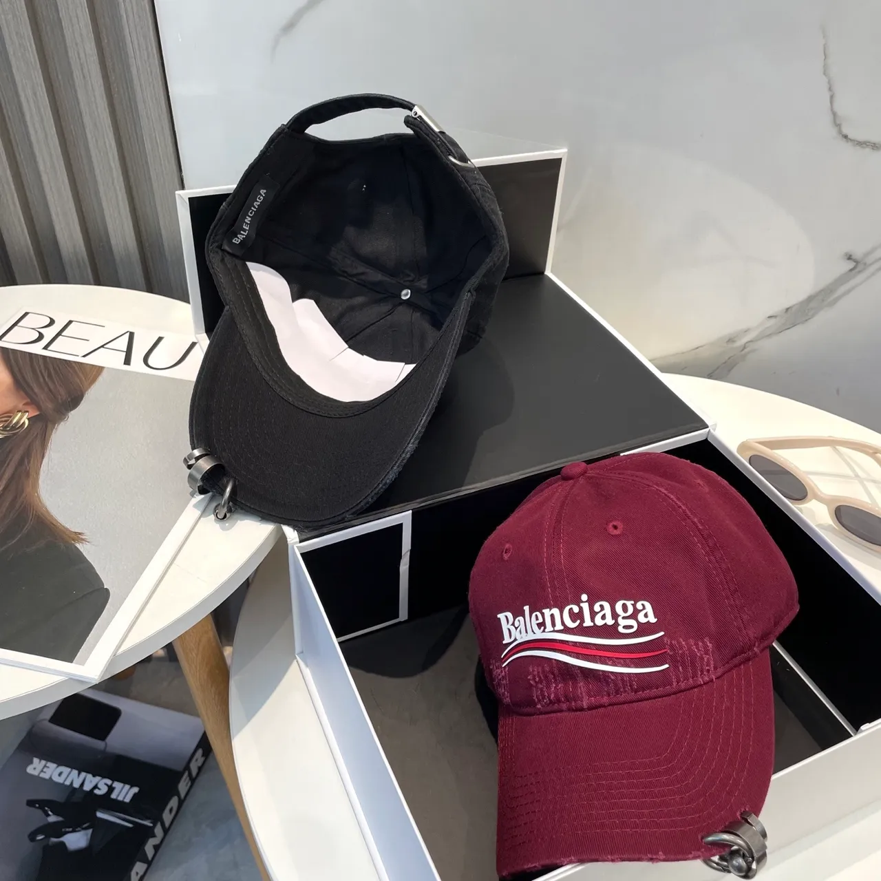 Balenciaga কালো সাদা distressed কর্ডুরয় সিলাই লোগো বেসবল ক্যাপ 7