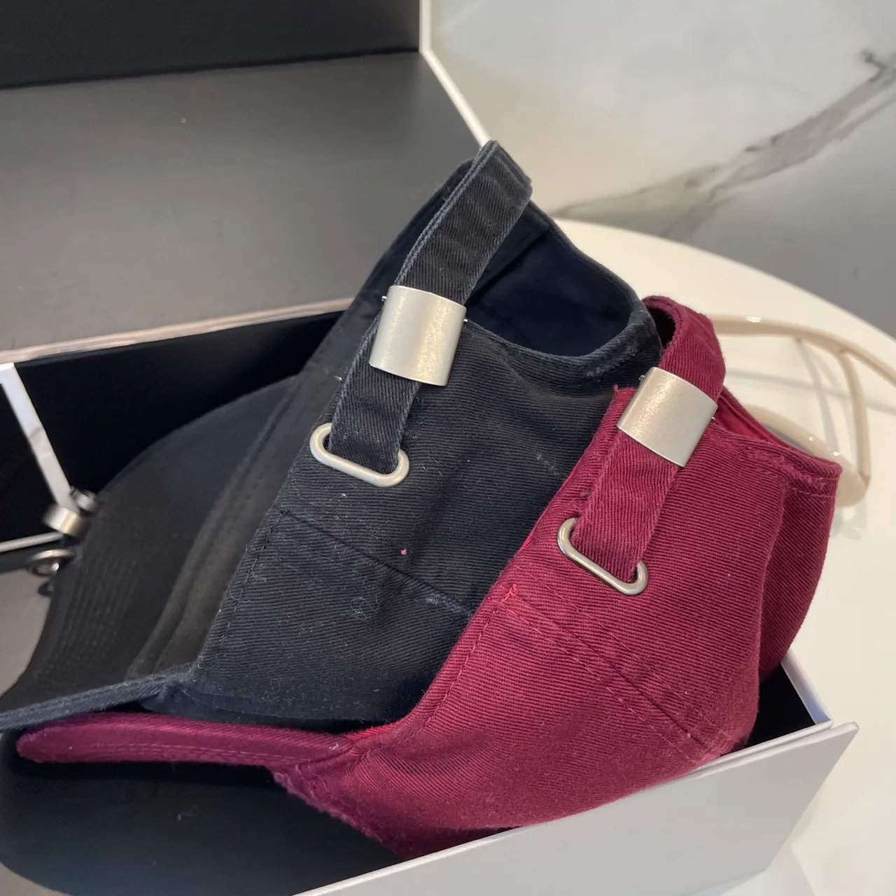 Balenciaga কালো সাদা distressed কর্ডুরয় সিলাই লোগো বেসবল ক্যাপ 8