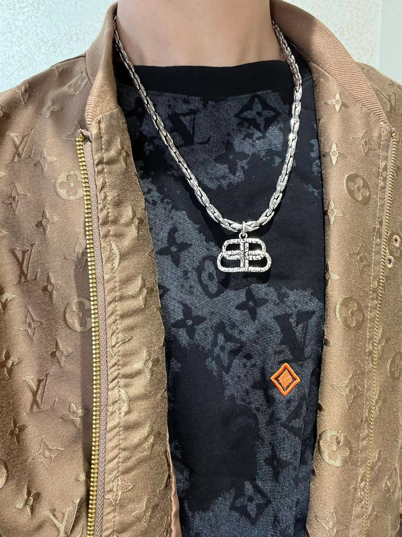 Balenciaga motif boucle chaîne collier ton argent 8