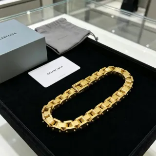 Balenciaga Chunky Riveted Gold-Tone Chain Bracelet