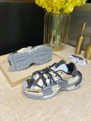 Balenciaga Defender Gray Beige Sole Multi-Strap Cage Chunky Sneakers 4