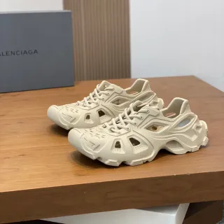 Balenciaga Defender Off-White Chunky Sneakers